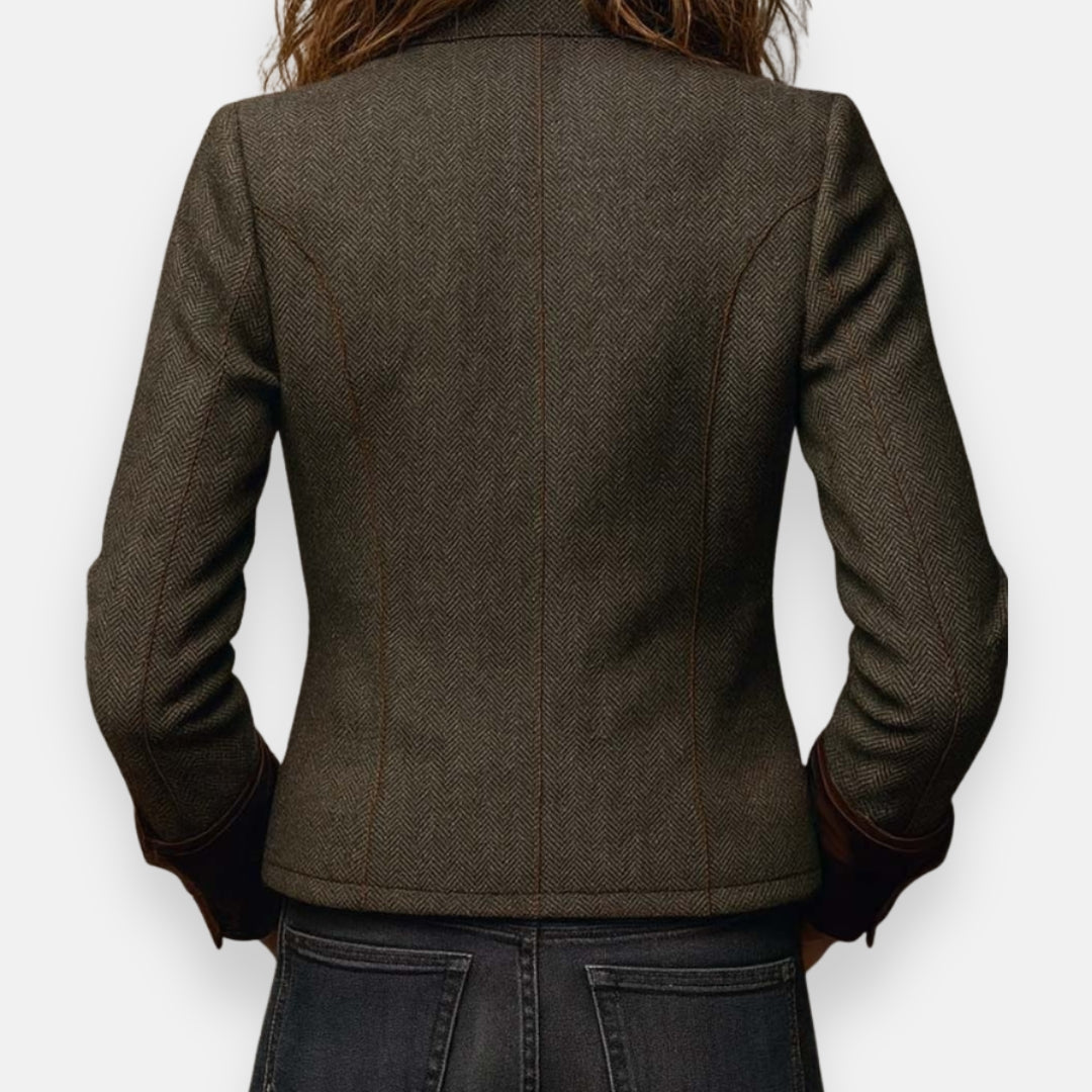 Dianeli — Elegant Tweed Jacket with Velvet Details