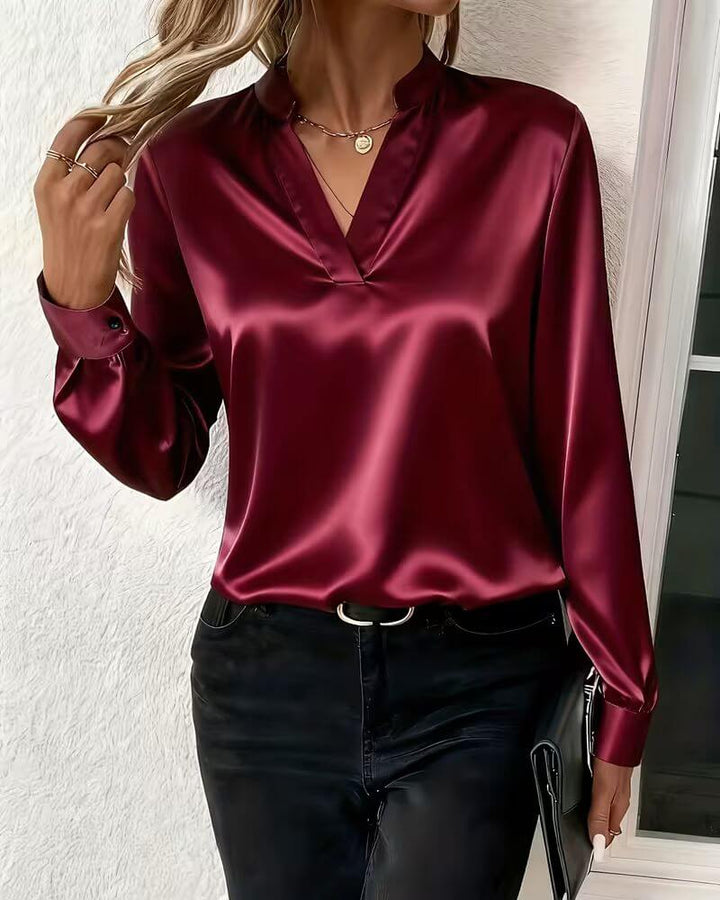 Eli – Elegant V-Neck Long-Sleeve Top