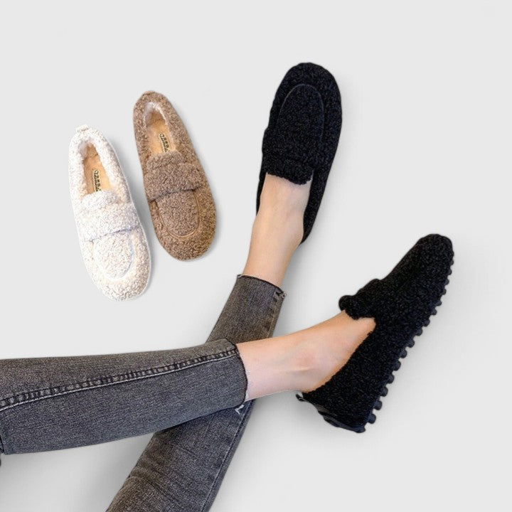 LUNÉA™ | Elegantly soft slippers for ultimate comfort