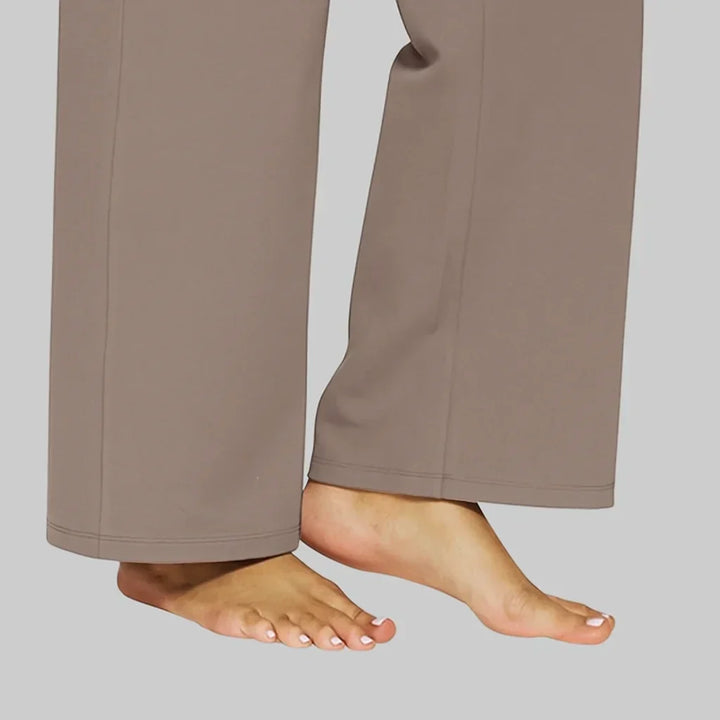 Klara | The comfortable stretch pants for all women