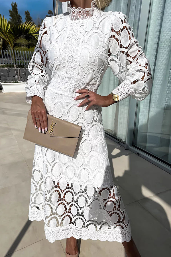 CHIARA™ | Timeless Lace Elegance