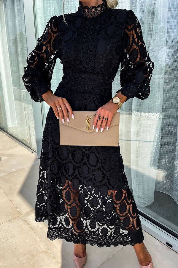 CHIARA™ | Timeless Lace Elegance