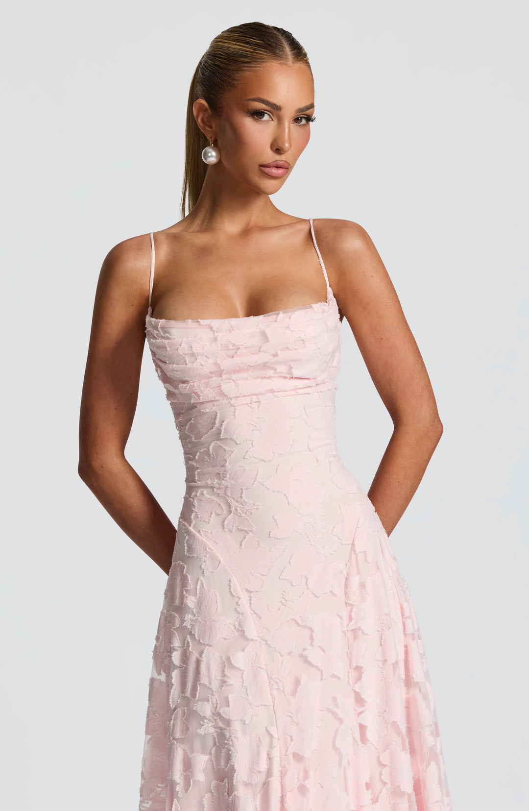 Clara Léon | Elegant maxiklänning