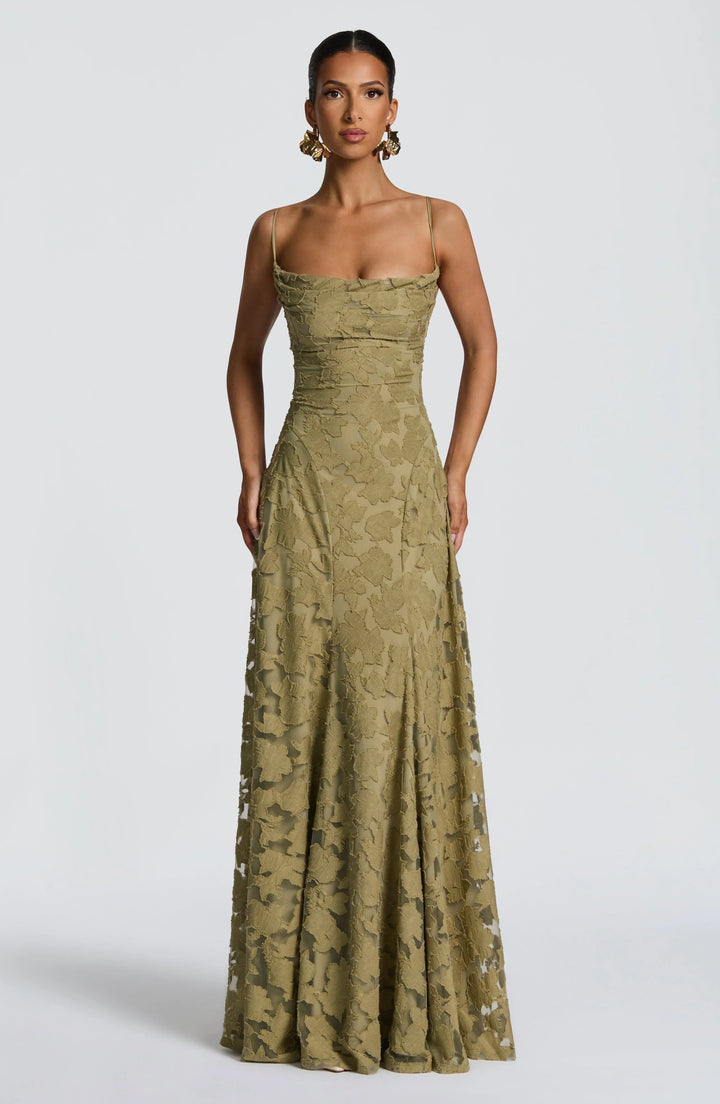 Clara Léon | Elegant maxiklänning